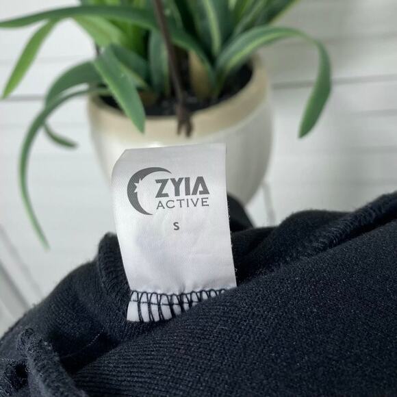 Zyia Active Leopard Flying V Teddy Fleece Jacket High Pile Black Zip Up Size S - Picture 9 of 11